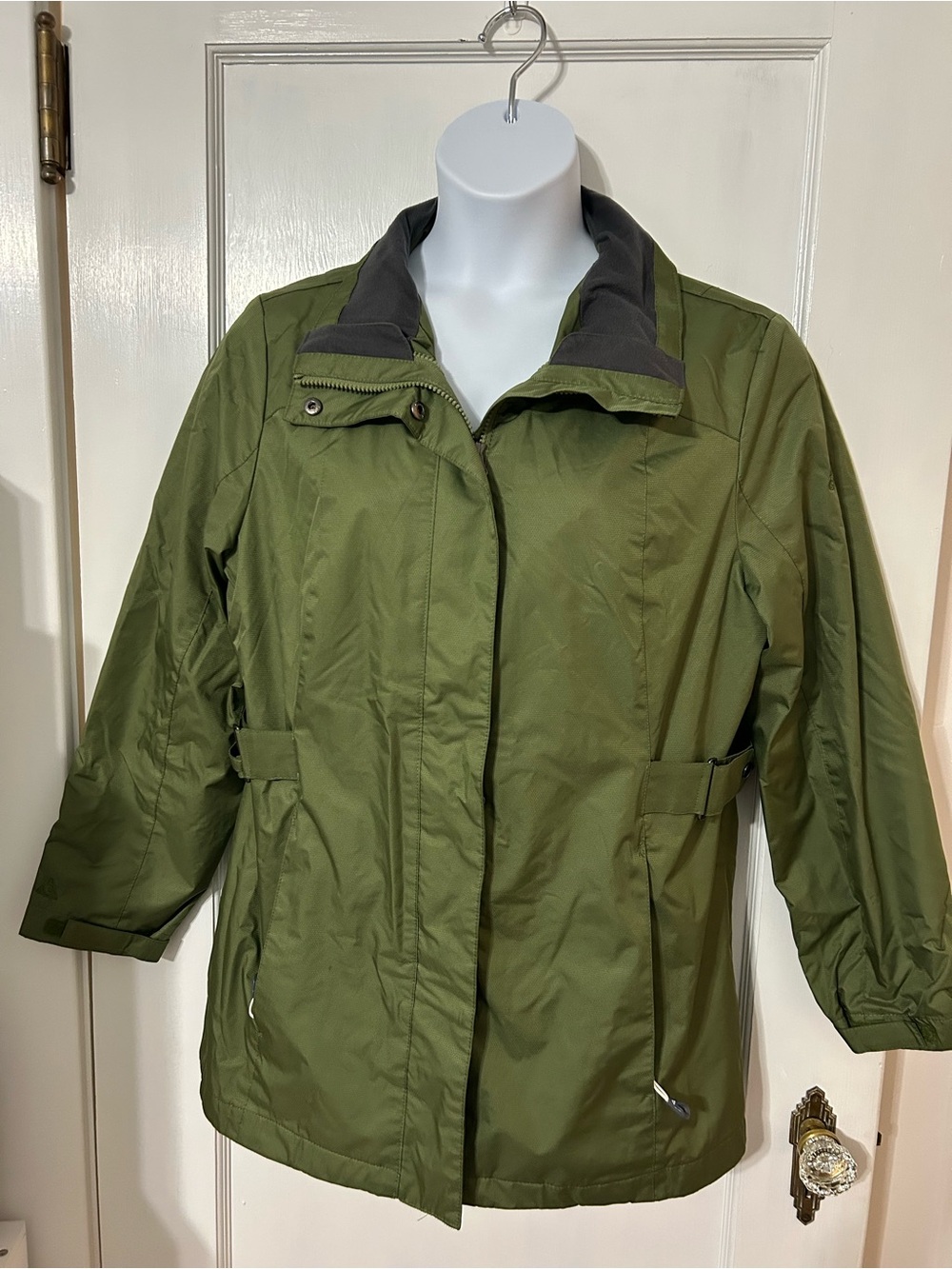 Gerry Green Women's Jacket with removable hood. size XL